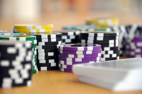 Kuinka pelata ja lyödä vetoa Casino Blackjackista